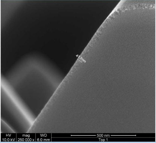 oxide growth on textured silicon wafer pyramid